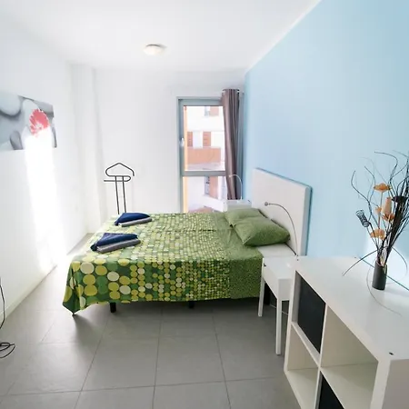 Atico Duplex Los Martinez 公寓